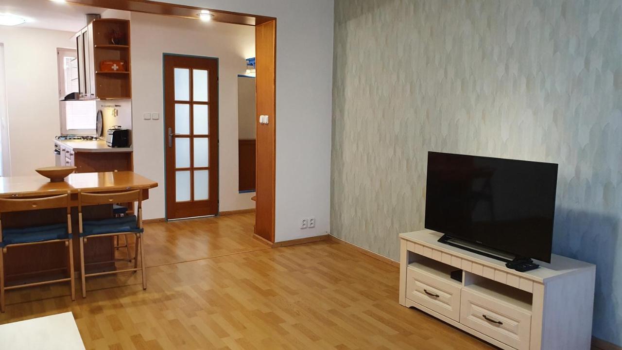 Lakeview Apartments Pöstyén Kültér fotó