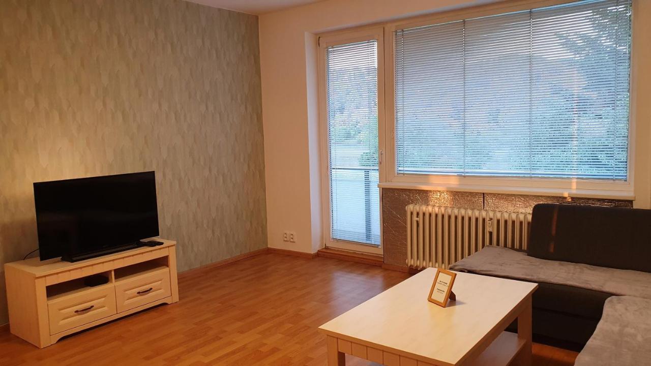 Lakeview Apartments Pöstyén Kültér fotó