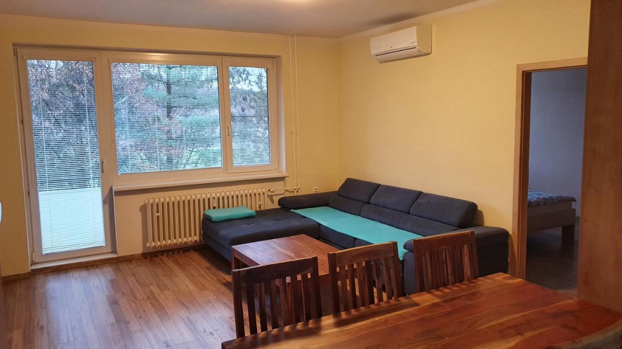 Lakeview Apartments Pöstyén Kültér fotó